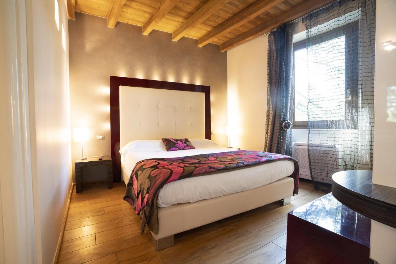 Il Borgo - 1711 Luxury Guest House Arlate Exterior photo