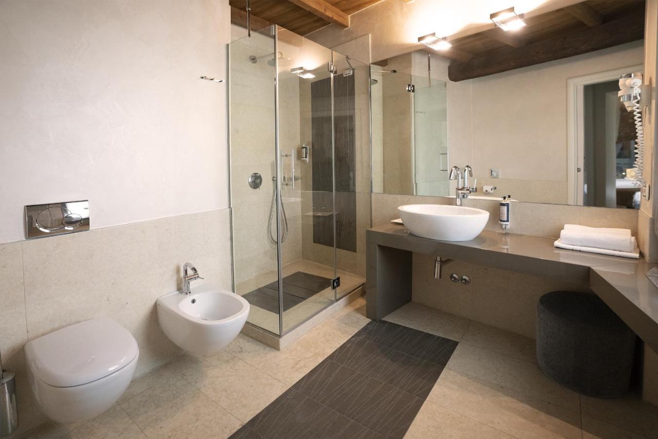 Il Borgo - 1711 Luxury Guest House Arlate Exterior photo