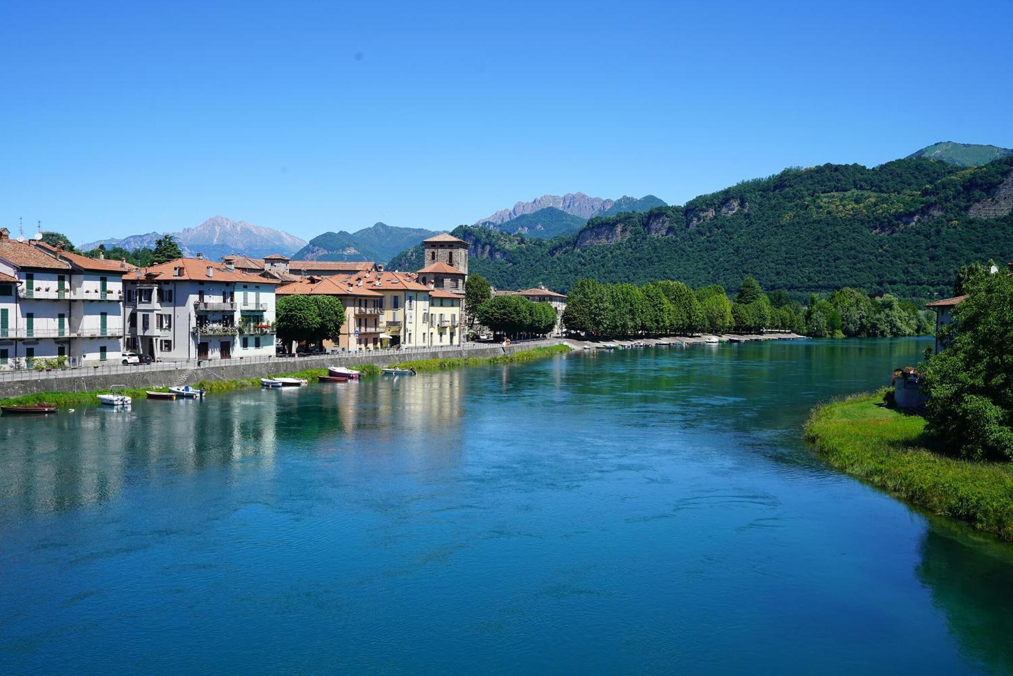 Il Borgo - 1711 Luxury Guest House Arlate Exterior photo